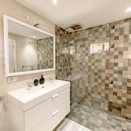 Sunset View 2 Bedroom Апартаменты